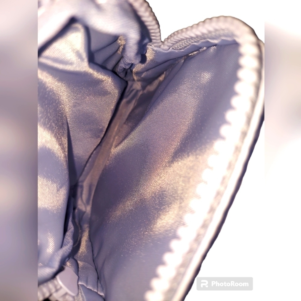 Reebok Crossbody Sling Bag - Picture 5 of 9